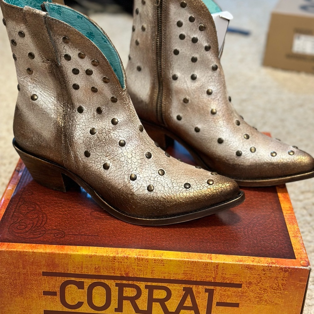 Brand new Corral white studded ankle boots